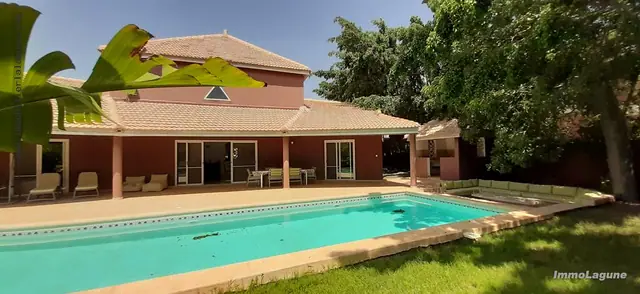 Villa à Saly — référence V2682