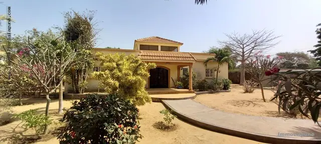 Villa à Nguerigne — référence V2894