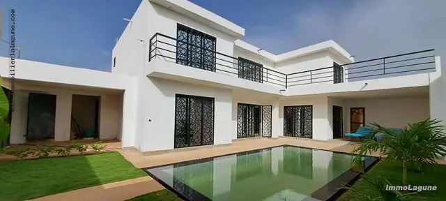 Villa à Somone — référence V3023
