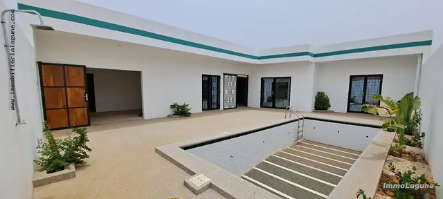 Villa à Somone — référence V3025