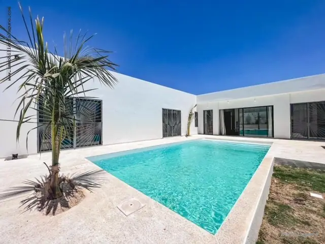 Villa à Saly — référence V3046