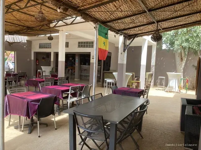 Commerce à Saly — référence C3083