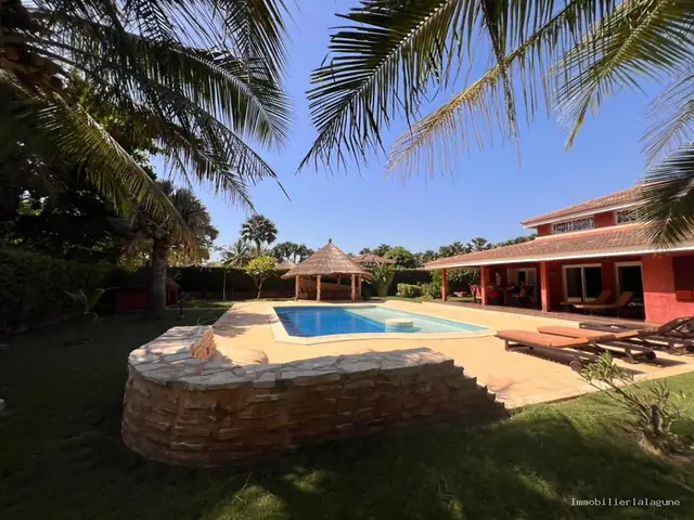 Villa à Saly — référence V3099