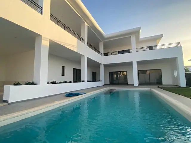 Villa à Ngaparou — référence V3104