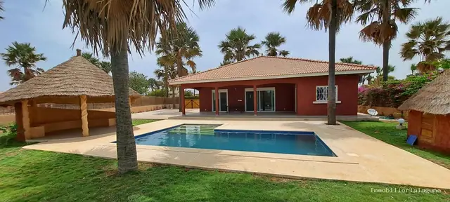 Villa à Saly — référence V3181