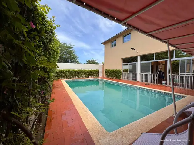 Villa à Ngaparou — référence V3205