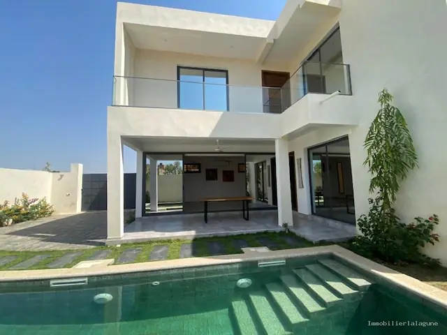 Villa à Ngaparou — référence V3223
