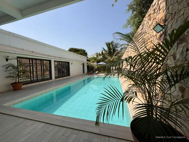 Villa à Ngaparou — référence V3241