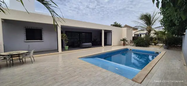 Villa à Somone — référence V3312