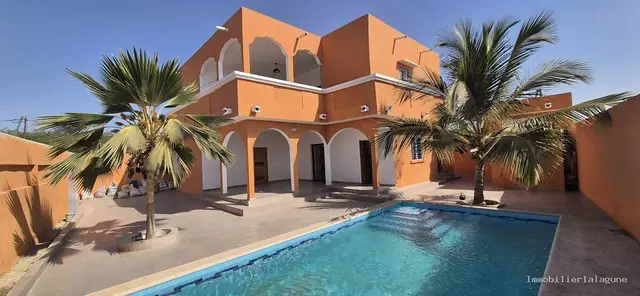 Villa à Warang — référence V3331