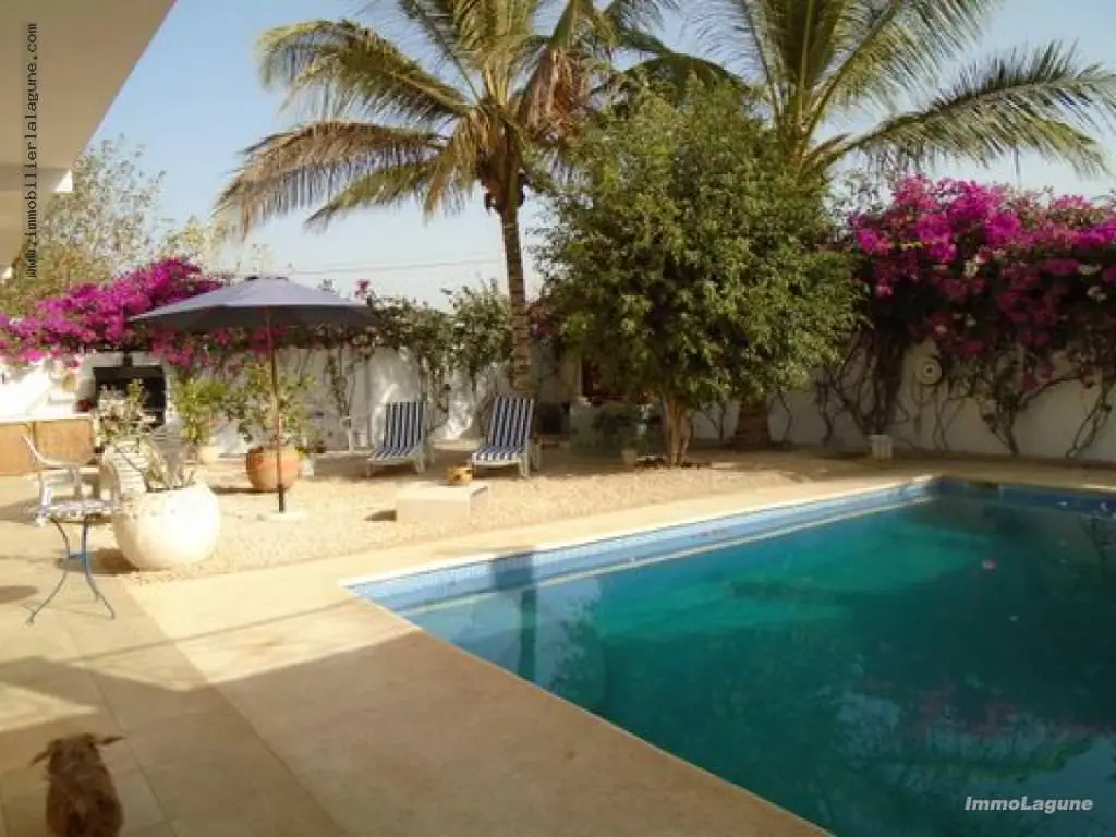 Villa 370 m² à Mbour — photo 2