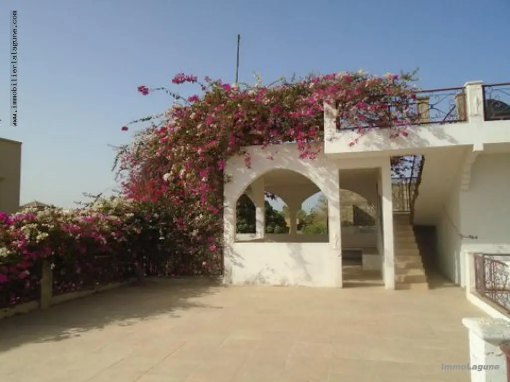 Villa 370 m² à Mbour — photo 5