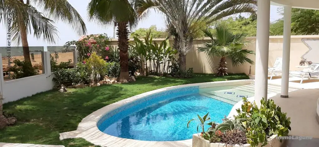 Villa 230 m² à Saly — photo 4