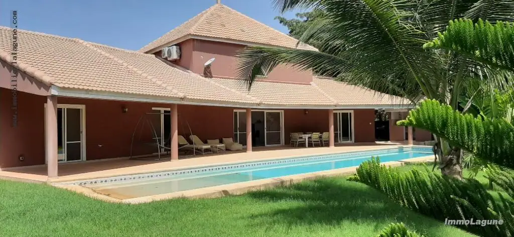 Villa 350 m² à Saly — photo 2