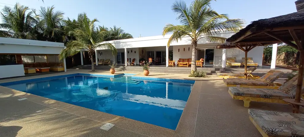 Villa 370 m² à Ngaparou — photo 2