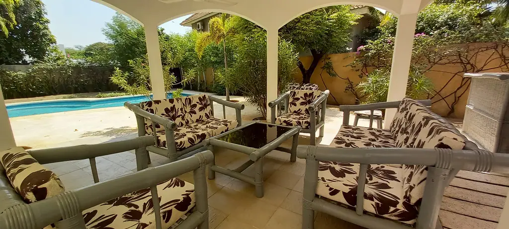 Villa 290 m² à Ngaparou — photo 2