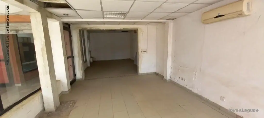 Commerce 115 m² à Saly — photo 3