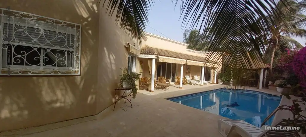 Villa 636 m² à Saly — photo 2