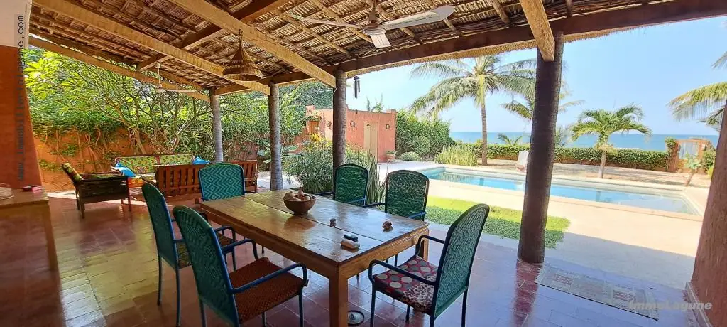 Villa 325 m² à Warang — photo 4