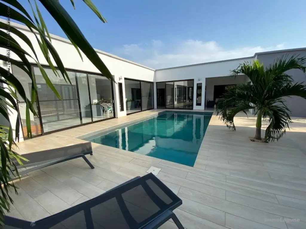 Villa à Ngaparou — référence V3079