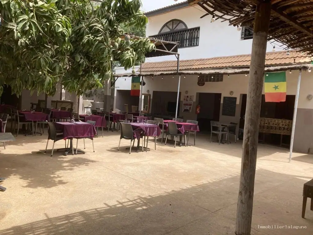 Commerce 146 m² à Saly — photo 3