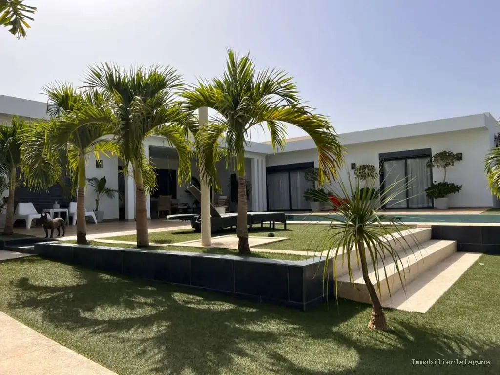 Villa 220 m² à Nguerigne — photo 2