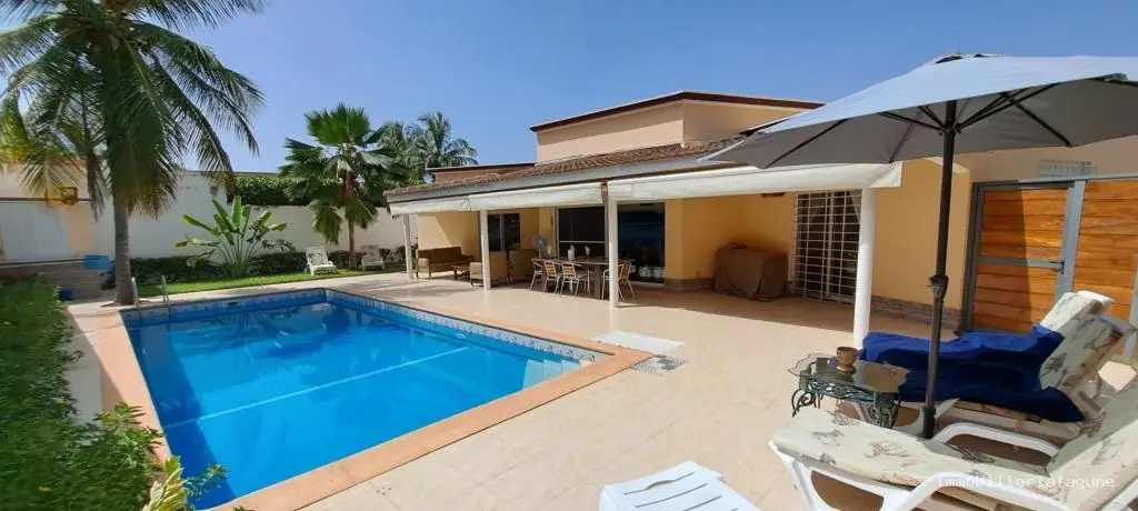 Villa 240 m² à Saly — photo 2