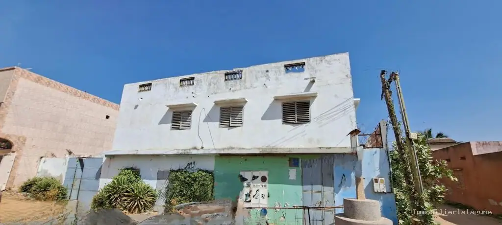 Villa sur la Petite Côte — référence V3102