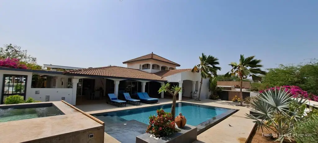 Villa à Somone — référence V3134