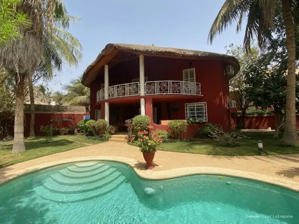 Villa 180 m² à Saly — photo 4