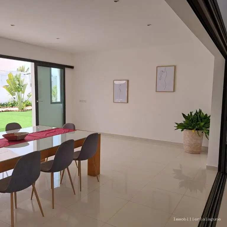 Villa 300 m² à Saly — photo 4