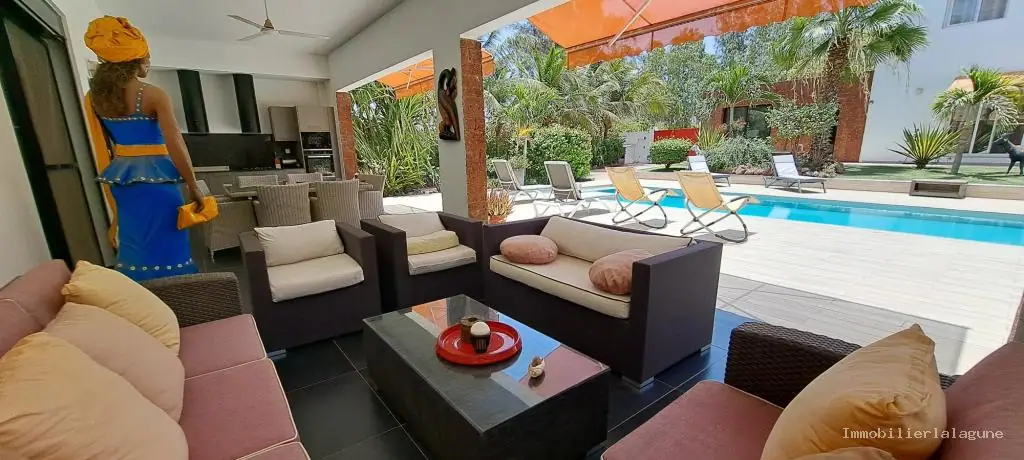 Villa 380 m² à Nianing — photo 4