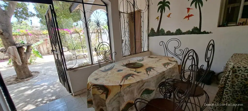 Villa 107 m² à Warang — photo 4