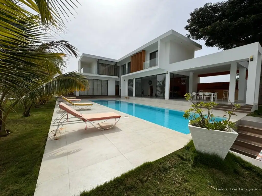 Villa à Nguerigne — référence V3193