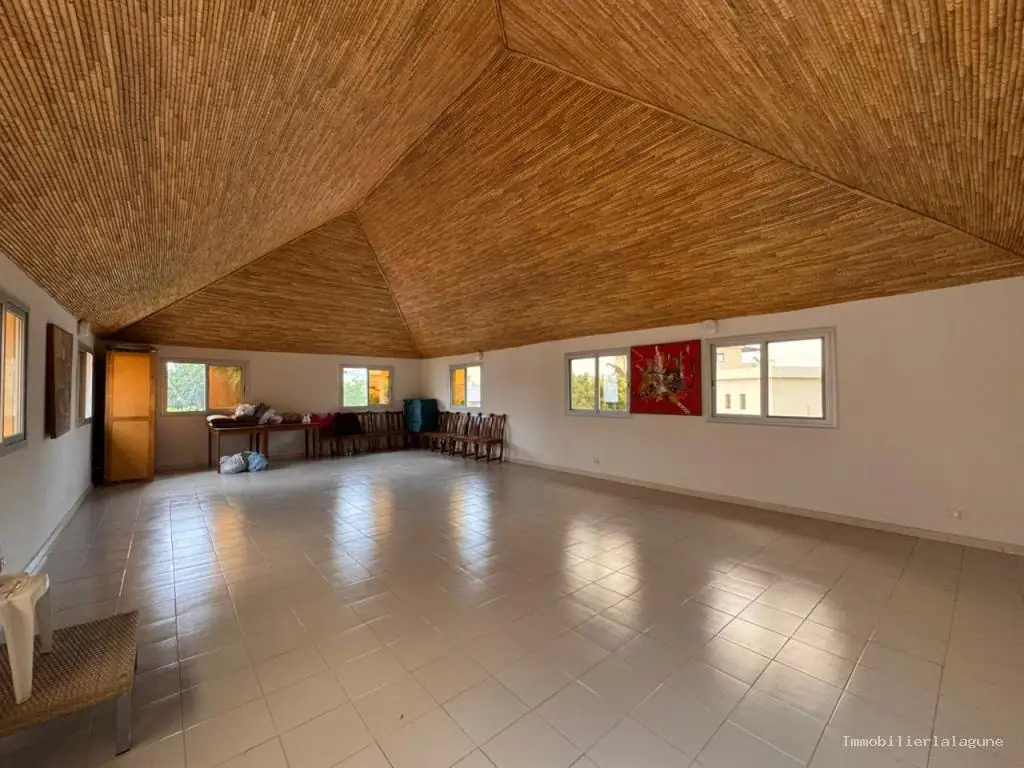 Villa 290 m² à Ngaparou — photo 4