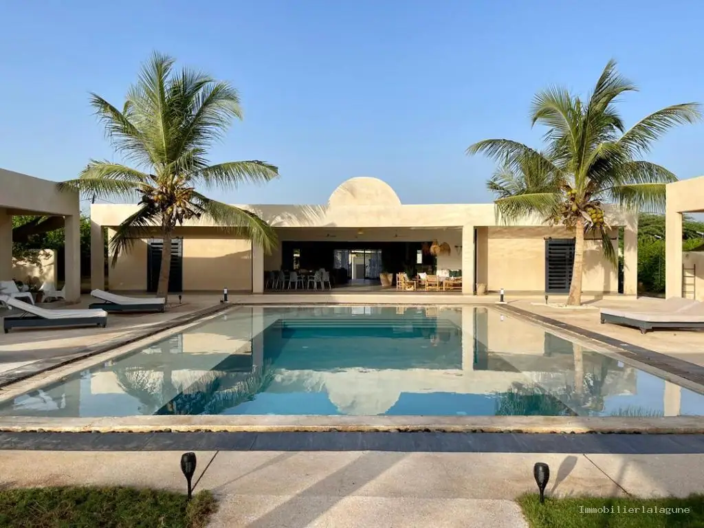 Villa à Somone — référence V3228