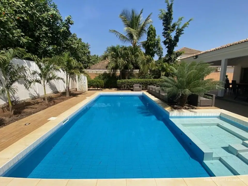 Villa 220 m² à Ngaparou — photo 3