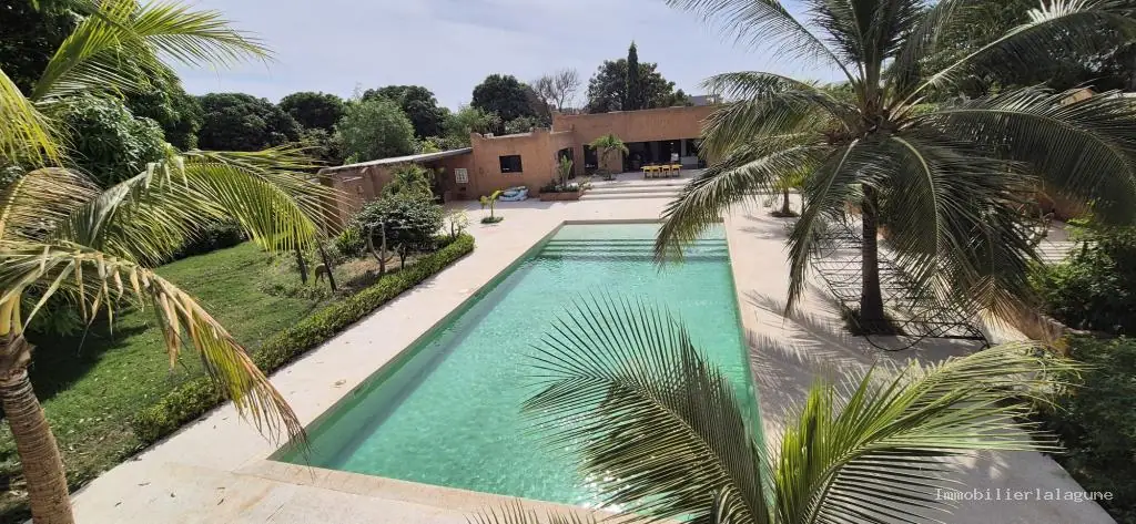 Villa à N'diorokh — référence V3235