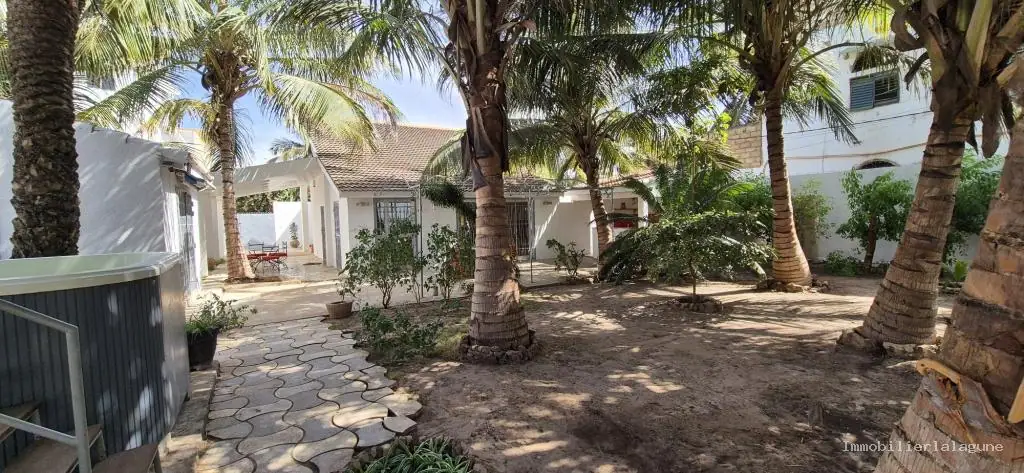 Villa à Saly — référence V3244