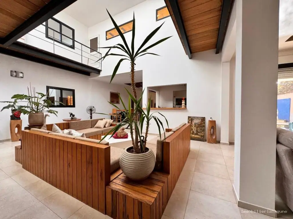 Villa 295 m² à Saly — photo 3