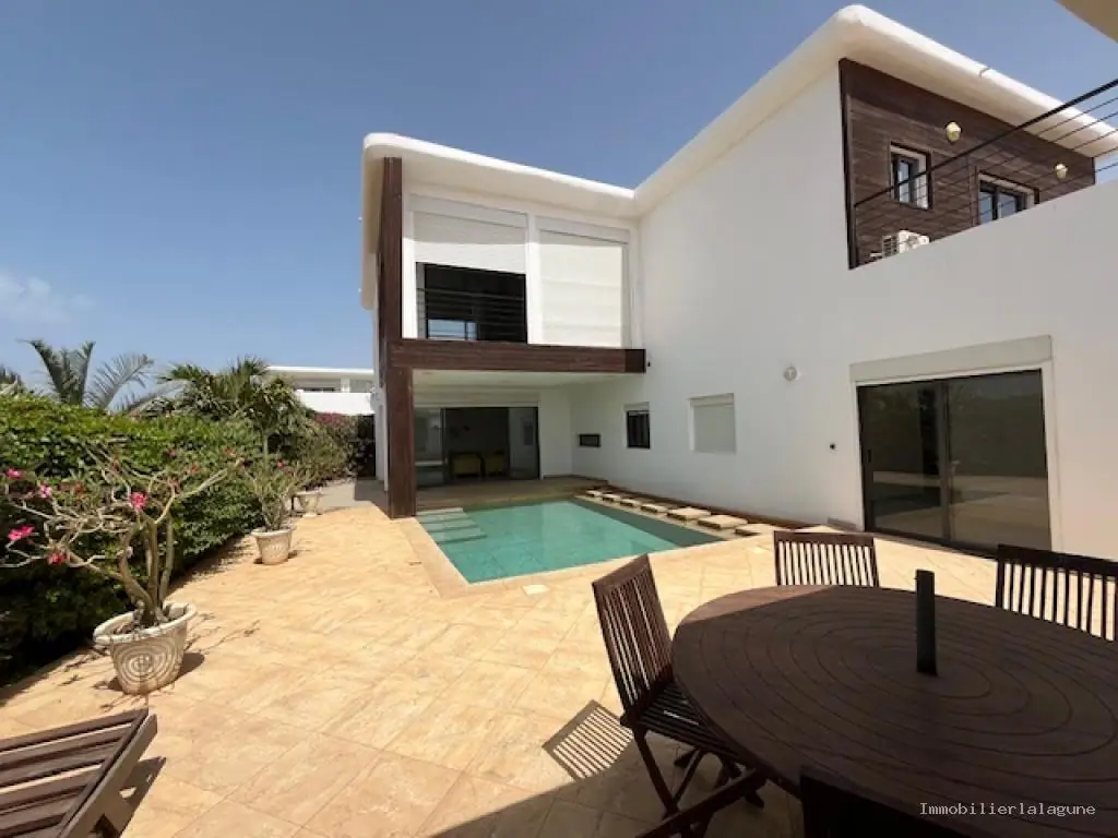 Villa à Ngaparou — référence V2706
