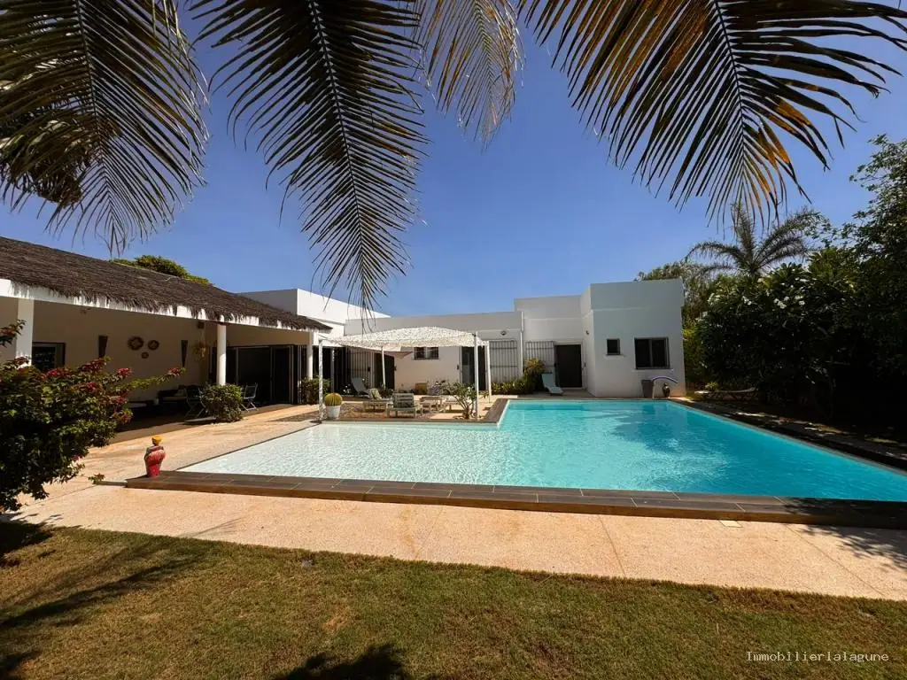 Villa à Ngaparou — référence V3298