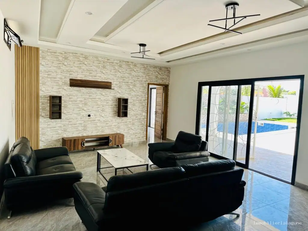 Villa 120 m² à Warang — photo 3