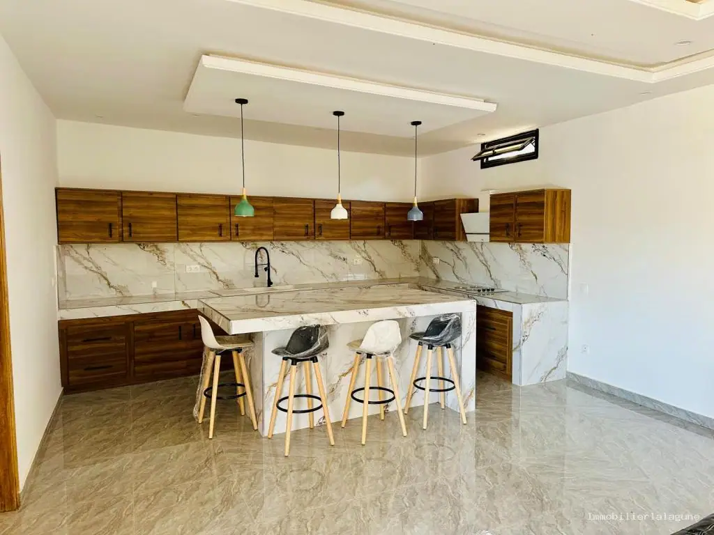 Villa 120 m² à Warang — photo 4