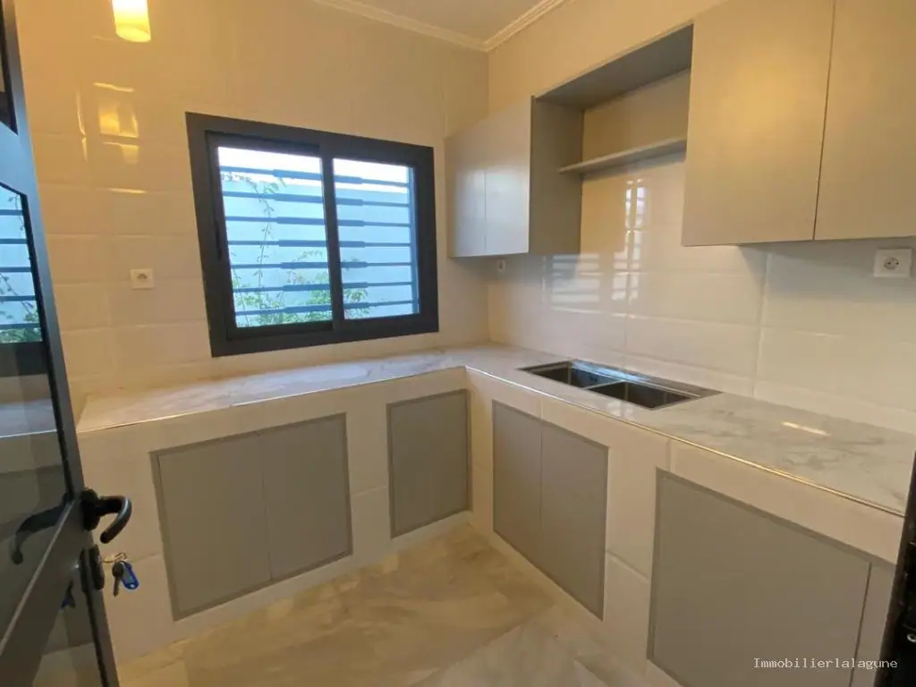 Villa 240 m² à Ngaparou — photo 4