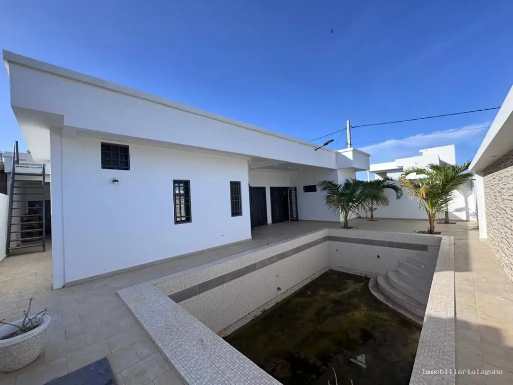 Villa à Somone — référence V3348