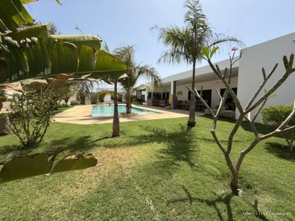 Villa 320 m² à Nguerigne — photo 4