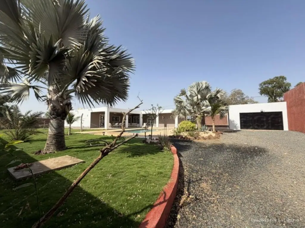 Villa 200 m² à Ngaparou — photo 3