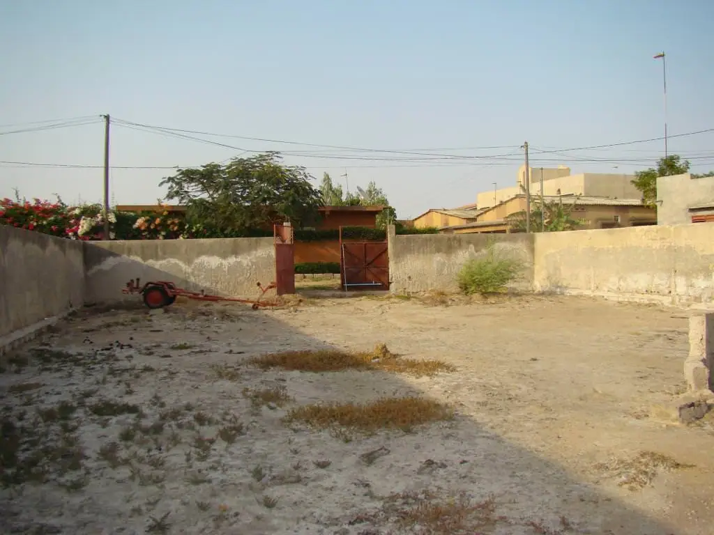 Terrain 600 m² à Nianing — photo 2